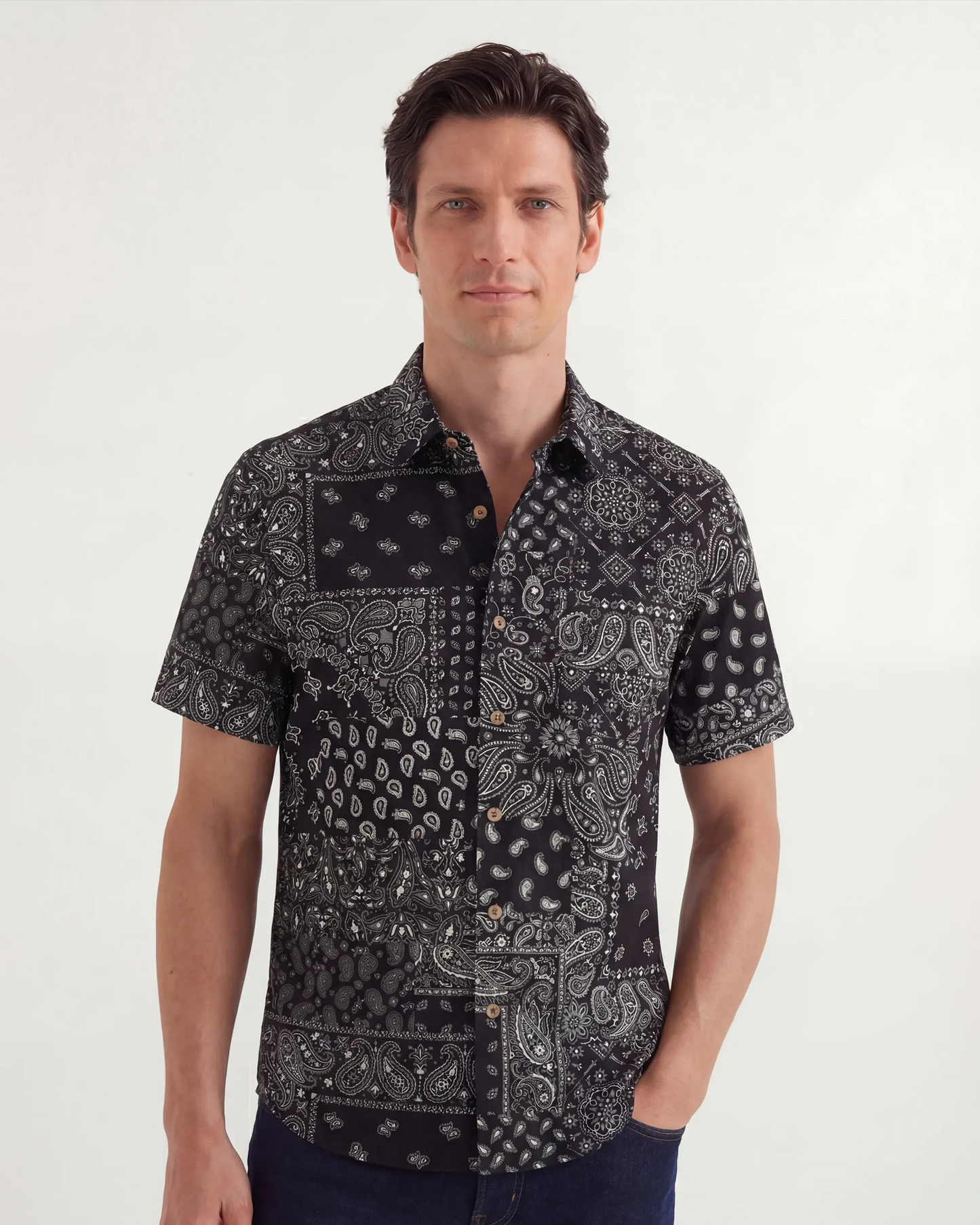 LeosWare® Men's Hawaiian Shirt Short Sleeve Button-up 100% Cotton Black Aloha Monochrome Paisley Collage
